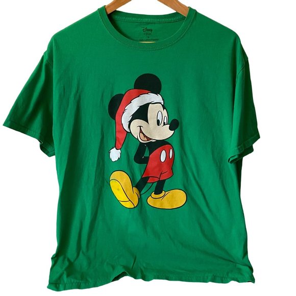 Disney Other - Disney Santa Hat Mickey crewneck t-shirt short sleeve green men L